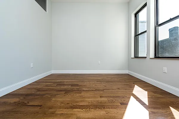 Rented by Nooklyn NYC LLC | media 35