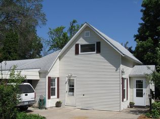 718 7th St, Nevada, IA 50201