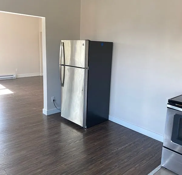 208 Waterman St #7 — Photo 5