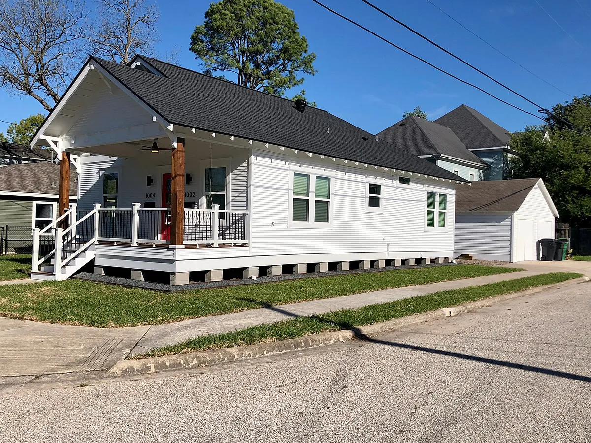 Building Photo - 1002 Adele St #1002