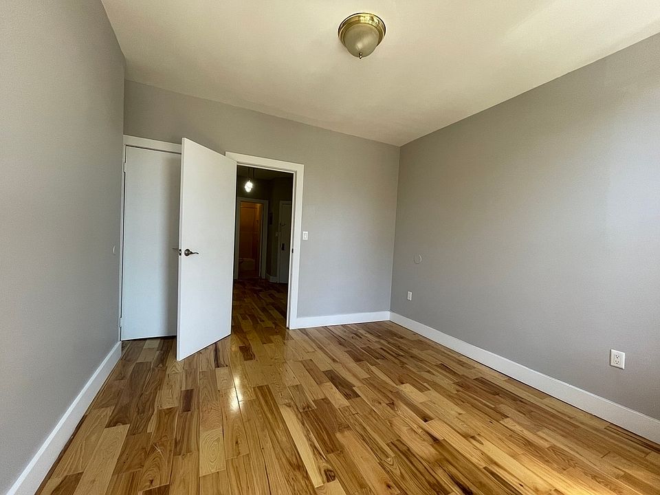 407 Chauncey St APT 2B, Brooklyn, NY 11233 | Zillow