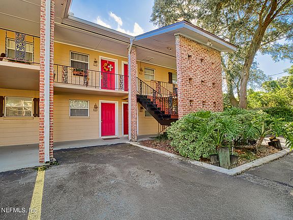 2nd image of 4836 Atlantic Blvd Unit 201