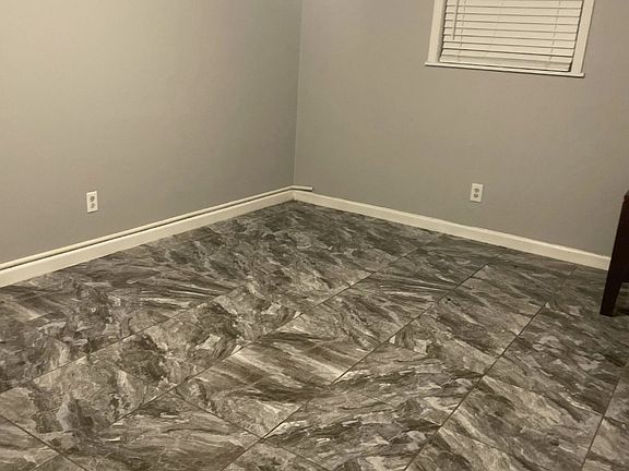 2nd image of 2707 Shaw Dr #11537929