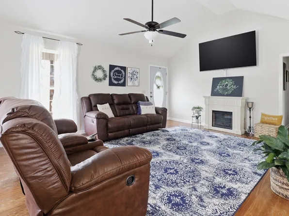 138 Poplar View Ln, Huntland, TN 37345