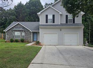 310 Pecan Wood Cir, Fairburn, GA 30213