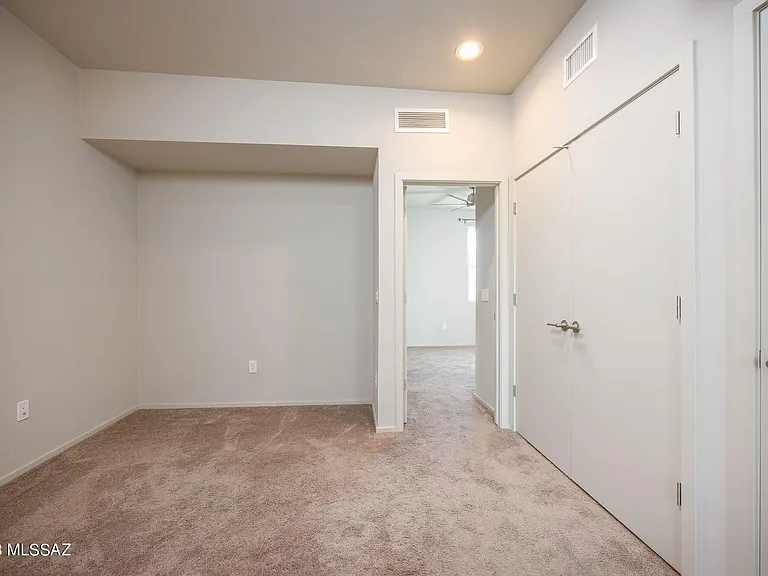 848 E Park Modern Dr — Photo 11