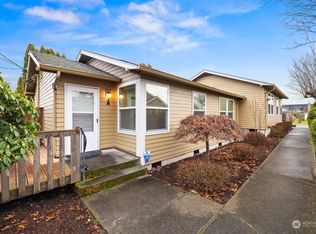 1017 7th Ave SW, Puyallup, WA 98371