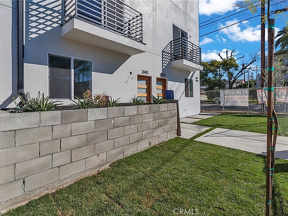 4th image of 2843 Folsom St