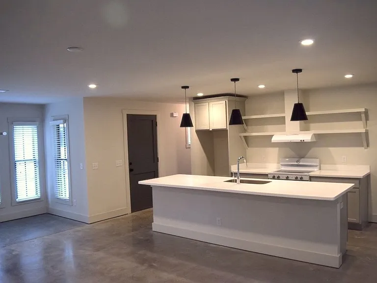 1716 Habersham St — Photo 5