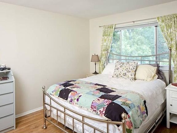 5th image of 1200 Elm St APT 108
