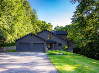 204 Brallier Dr, Ligonier, PA 15658