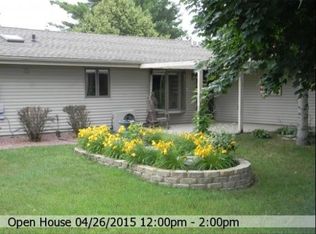 N9131 E Silver Spring Dr, Neshkoro, WI 54960