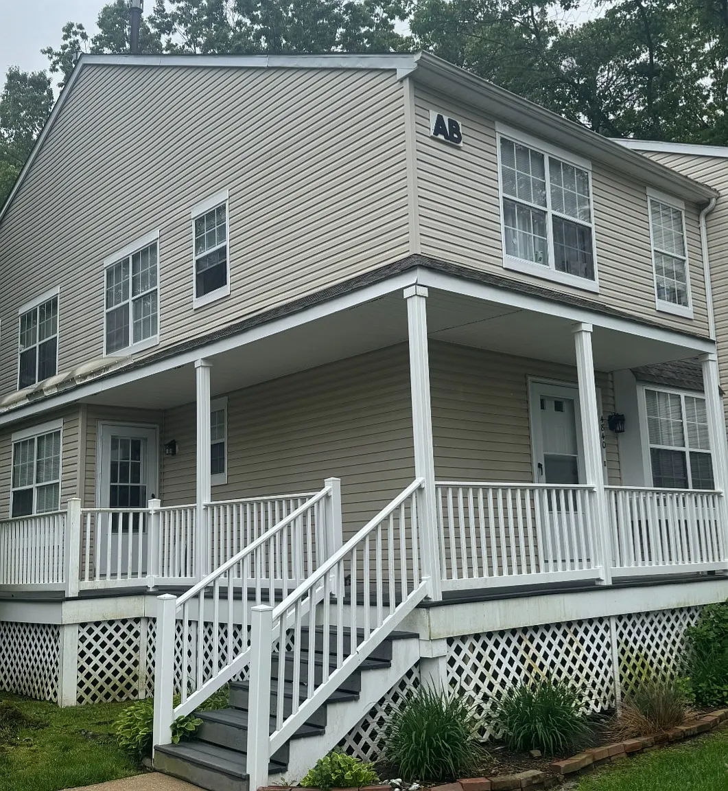 2 bed, 1.5 bath, 1112 sqft, $2,400 — Photo 1
