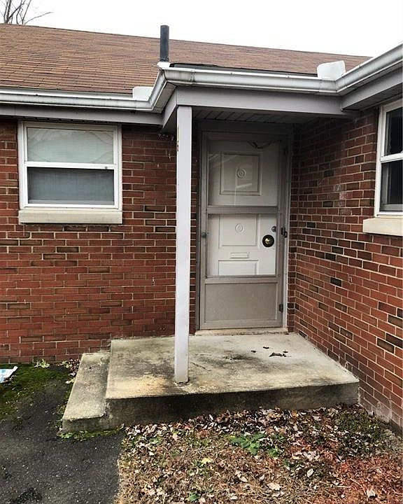 2nd image of 21 Hartford Ave APT 16