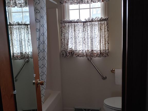 Full bath