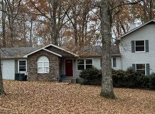 888 Cook Rd, Tullahoma, TN 37388