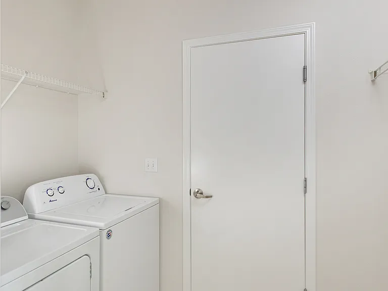 29th Street Ct E — Photo 15