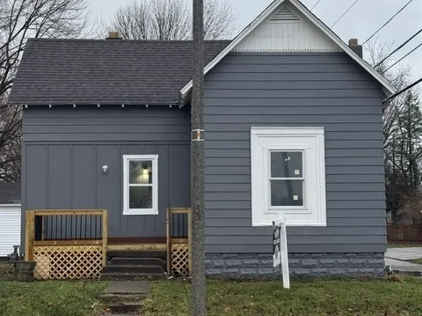 707 W Market St, Crawfordsville, IN 47933