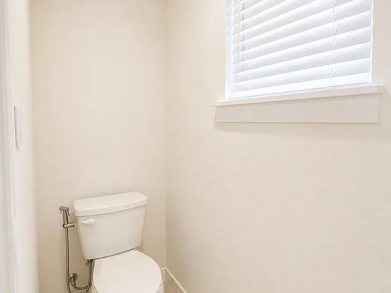 613 Laurel Ln — Photo 20