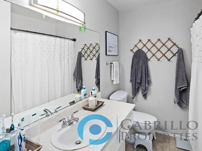 3431 Fairlomas Rd — Photo 21