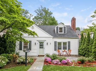 7 Dogwood Dr, Scarsdale, NY 10583