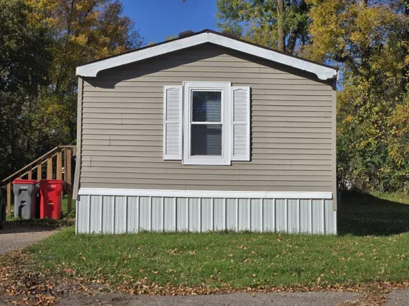 215 N McKay Ave #21, Alexandria, MN 56308