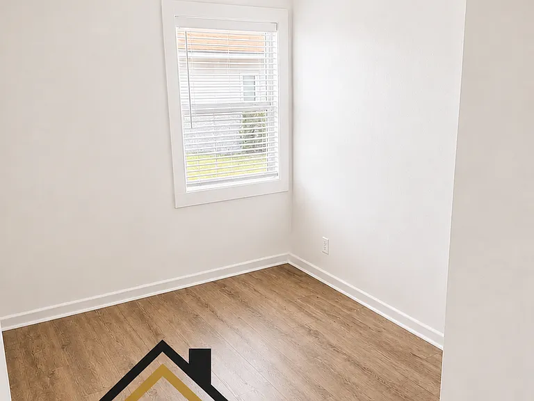 955 W Hermiston Ave — Photo 5