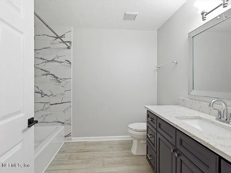 5 Arbor Club Dr #103 — Photo 10