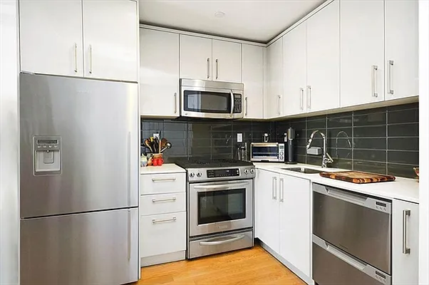 Sold by Citi Habitats | media 12