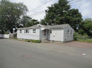 90 Lantern Rd, Revere, MA 02151