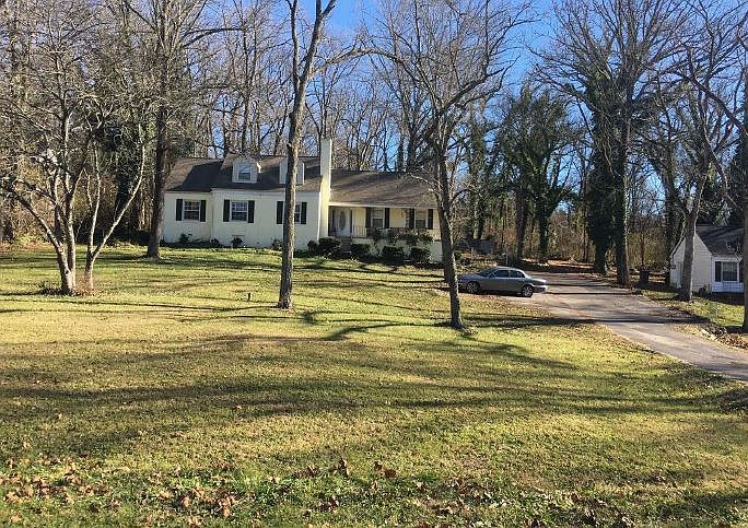 1st image of 2600 Delrose Dr