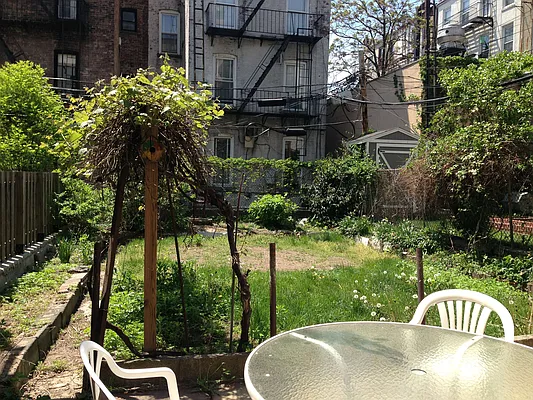 Rented by Brooklyn Real Inc | media 11