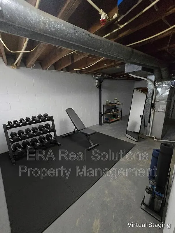 2 bed, 1.5 bath, 720 sqft, $1,095 — Photo 2
