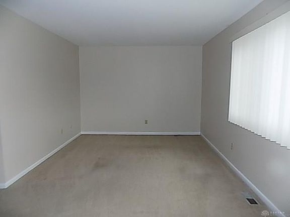 2nd image of 726 Red Deer Ln