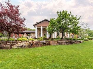 33 Chalk Hill Ohiopyle Rd, Ohiopyle, PA 15470