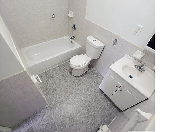3rd image of 857 E 223rd St APT 3
