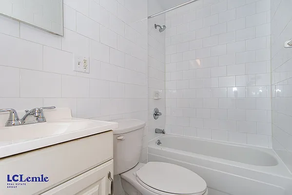 Rented by LC Lemle Real Estate Group | media 24