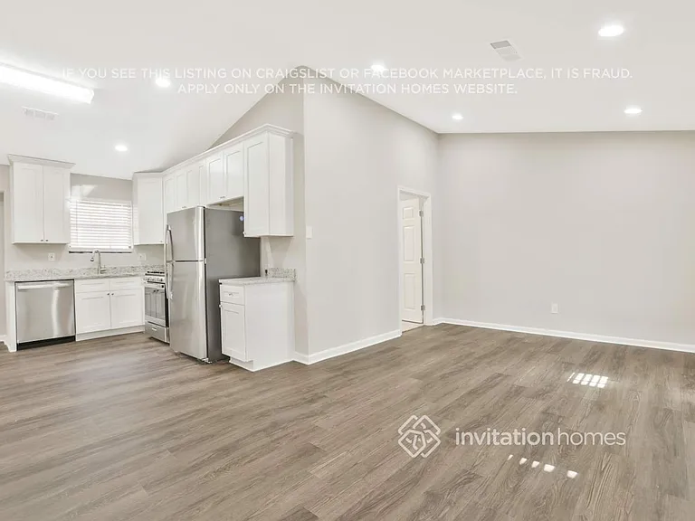 5419 Martins Crossing Rd — Photo 7