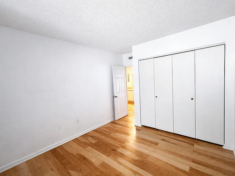 2505 N Alafaya Trl #8 — Photo 7