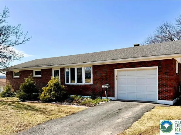 106 N 12th St, Lehighton, PA 18235