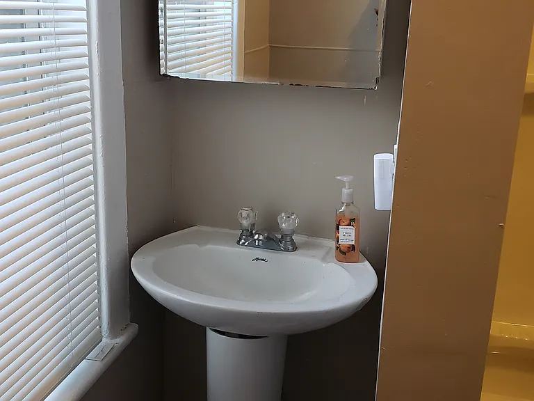 2612 Agate St #1 — Photo 10