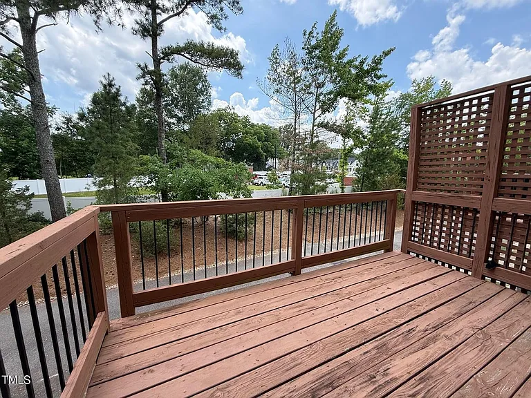 545 Old Mill Village Dr — Photo 25