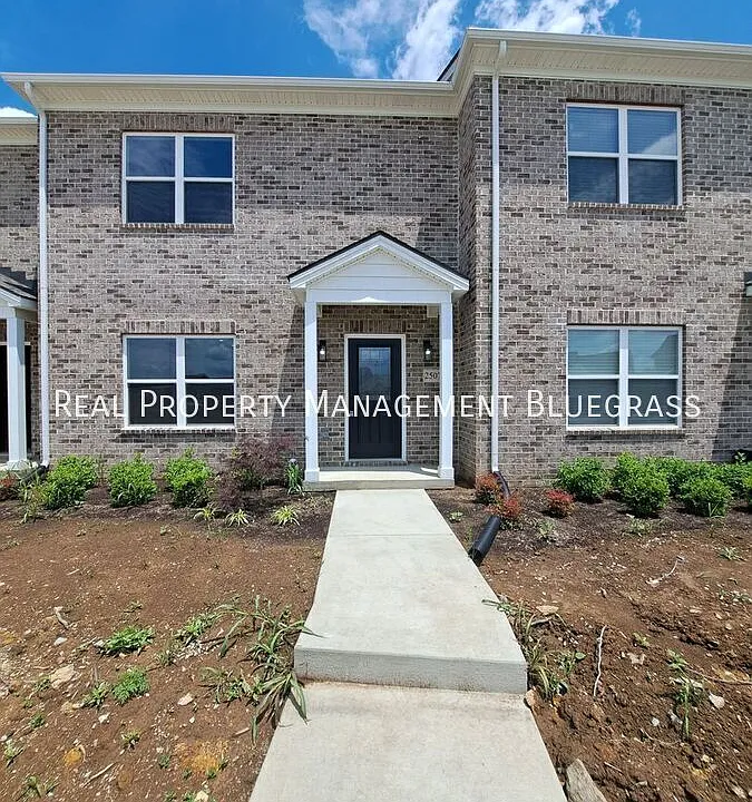 2507 Spring Leaf Ct