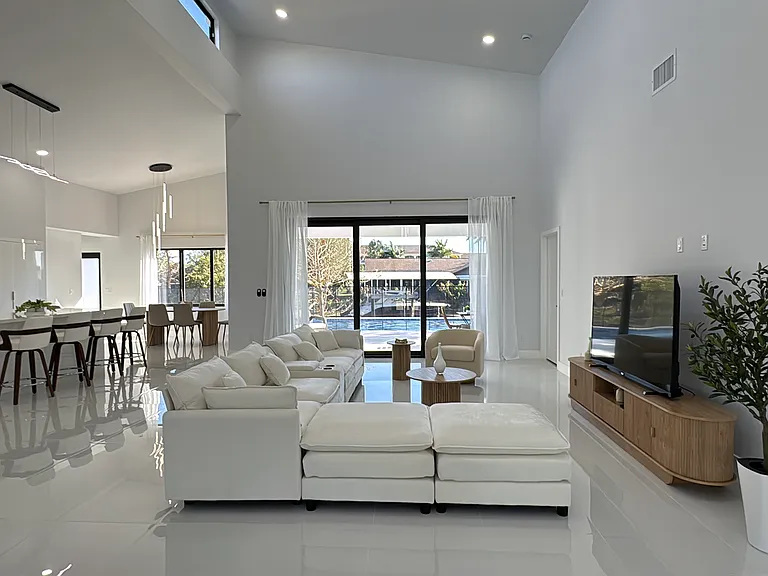 1882 Coral Point Dr — Photo 48