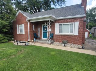 33 Sunset Dr, Greencastle, IN