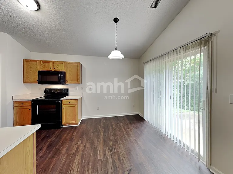 8526 Appledale Dr — Photo 5