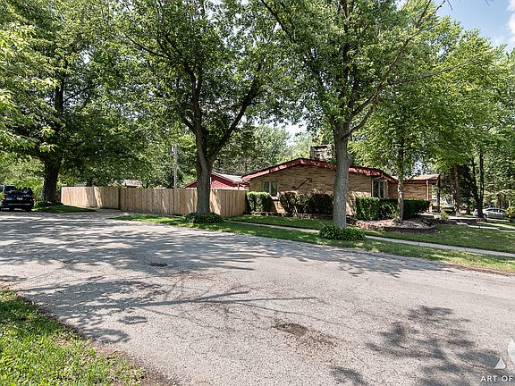 4th image of 22448 Lawndale Ave