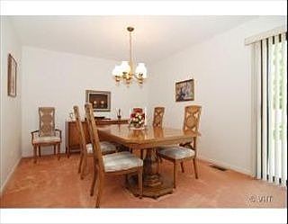 4th image of 202 Honeysuckle Dr