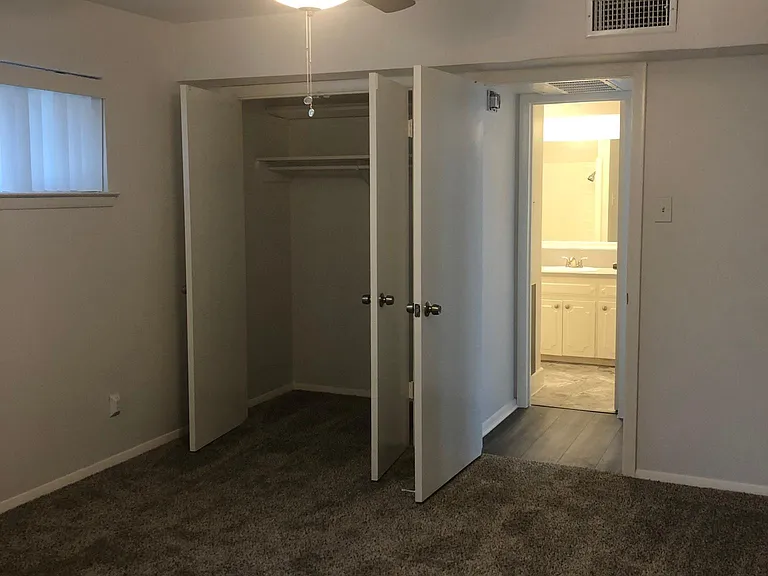4707 McKinney Ave — Photo 13