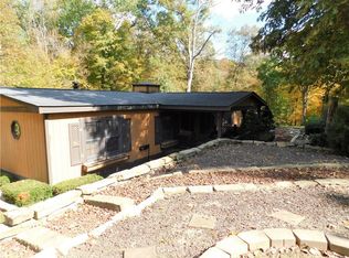 7453 E Robertson Rd, Trafalgar, IN 46181